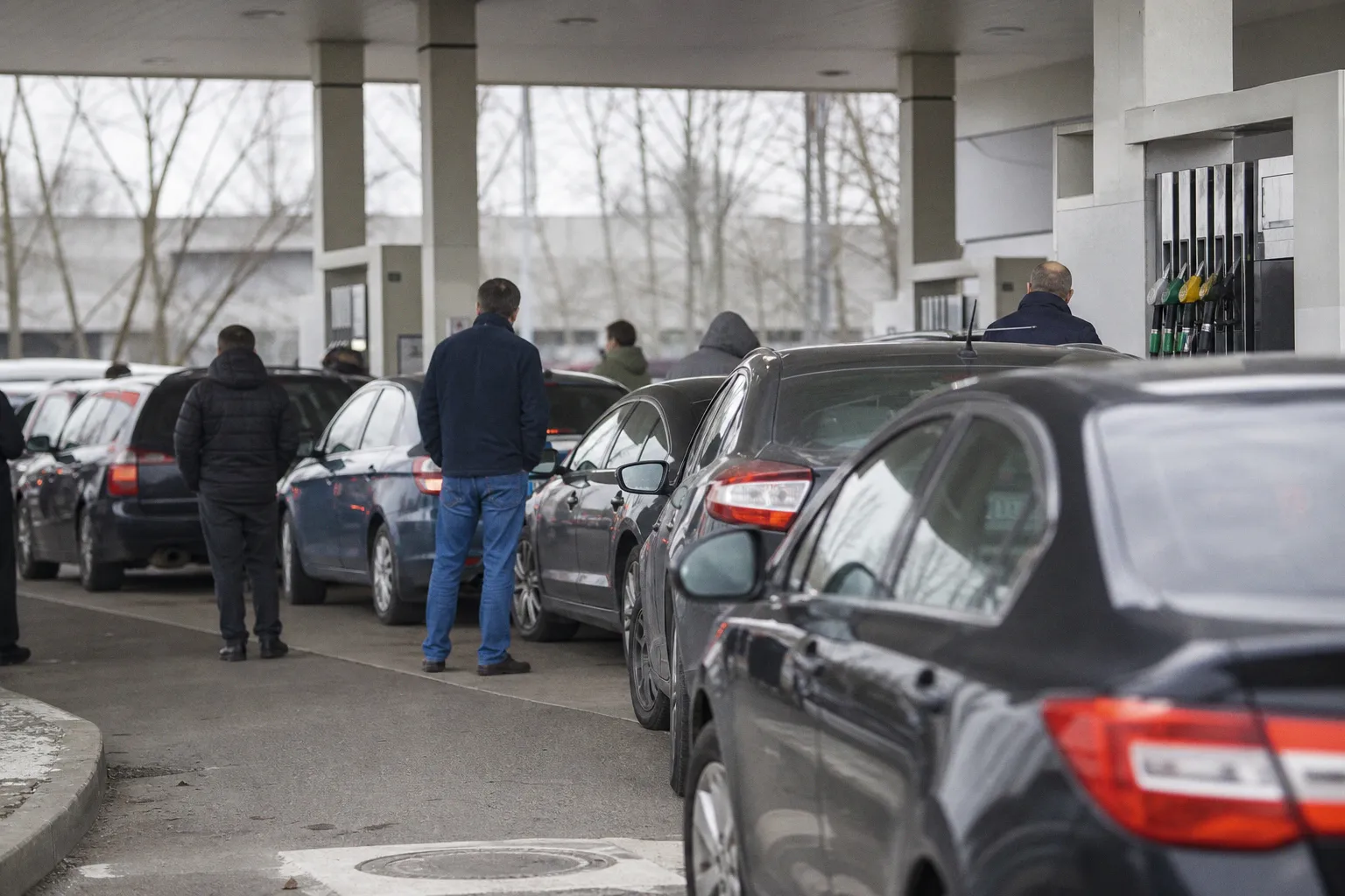 Russia's diesel export ban deepens global supply crunch